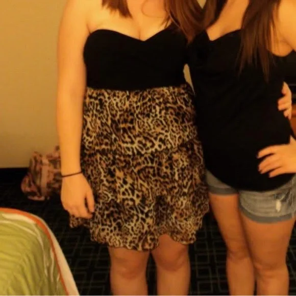 Kiwi - Leopard Print Tiered Strapless Dress - Picture 5 of 5